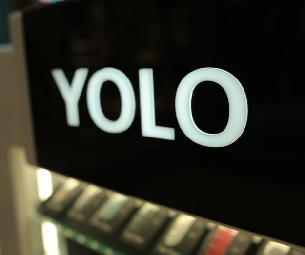 cropped-cropped-yolo.jpg yolo nail polish - الصورة 1